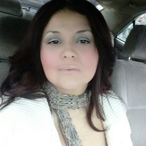 Meet your Posher, Dania